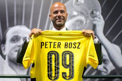 Bosz begint met Borussia Dortmund in beker tegen zesdeklasser