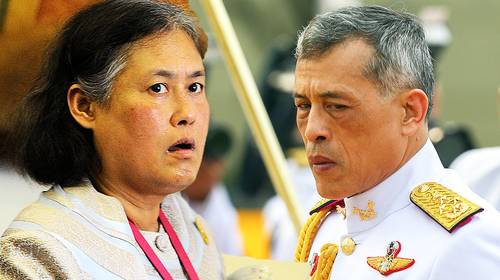 Wie is Rama X, de Thaise vorst die steeds meer in ongenade valt?