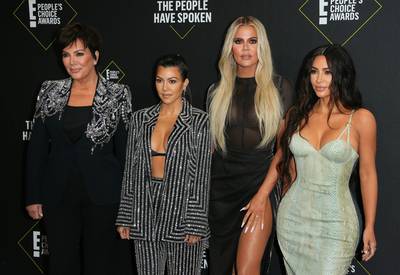 Vreemde carrièrezet: Kardashians breiden hun imperium uit met ‘Kardashian Kards’ postkaartjes