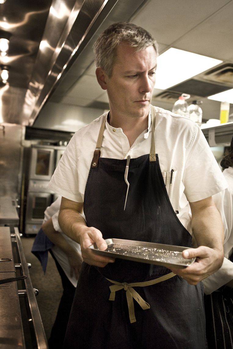 Chefkok Zimmerman in restaurant Sepia. Beeld Io Cooman