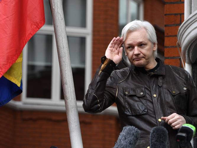 WikiLeaks-oprichter Assange wil Ecuador aanklagen