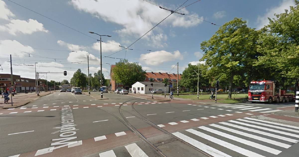 Vertraging door ongeluk Wouwermanstraat | Den Haag | AD.nl