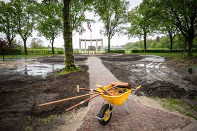 Regen spelbreker, dodenherdenking Liessel verplaatst naar sportpark