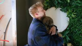 Duncan moet leren omgaan met mokkende Laura