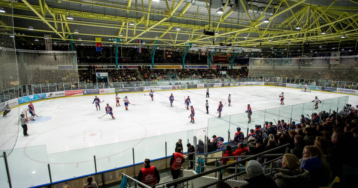 Geen titelfeest in eigen huis: ijshockeyers Nijmegen Devils mede door straffen onderuit in Amsterdam | Sport Nijmegen e.o.