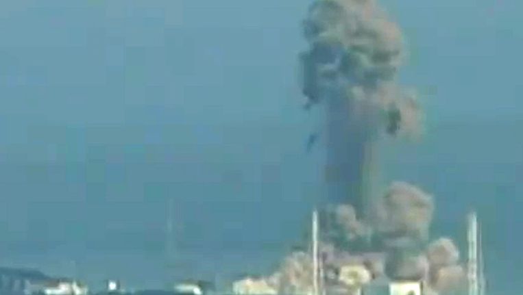 Beeld van de ontploffende kerncentrale van Fukushima. Beeld AFP