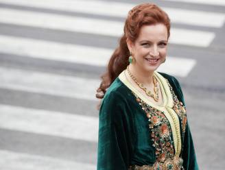 Hoe moet zij volgende week prins Harry en Meghan ontvangen? Vrouw Marokkaanse koning al twee jaar spoorloos