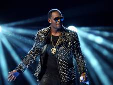 R. Kelly treedt 28 seconden op: ‘Ik moet ook geld verdienen’