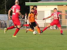 Peric en Van Wuijckhuijse laten de zon toch een beetje schijnen voor Terneuzense Boys en SVOD’22