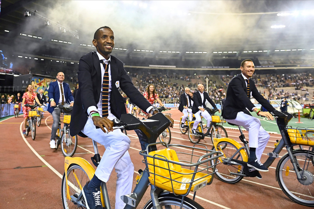 Bashir Abdi tijdens de huldiging van olympische atleten in Brussel, begin september. Beeld Photo News