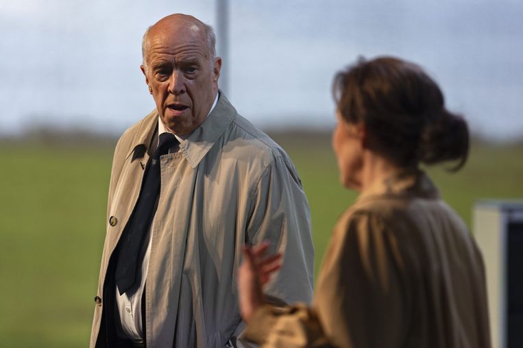 Helmert Woudenberg en José Kuijpers in Mansholt van Toneelgroep Jan Vos. Beeld Paul Hoes