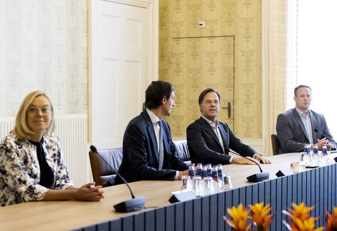 Sigrid Kaag (D66), Wopke Hoekstra (CDA), Mark Rutte (VVD) en Pieter Heerma (CDA).