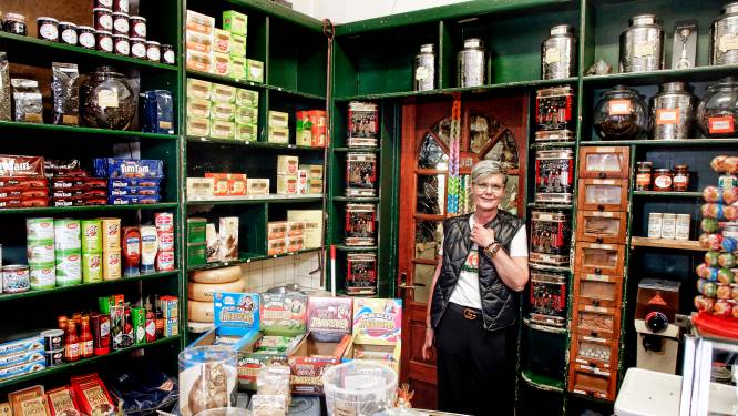 Na 87 (!) jaar verdwijnt iconische delicatessenwinkel van Jolanda uit Utrecht: ‘Ik at de hele dag dropjes’