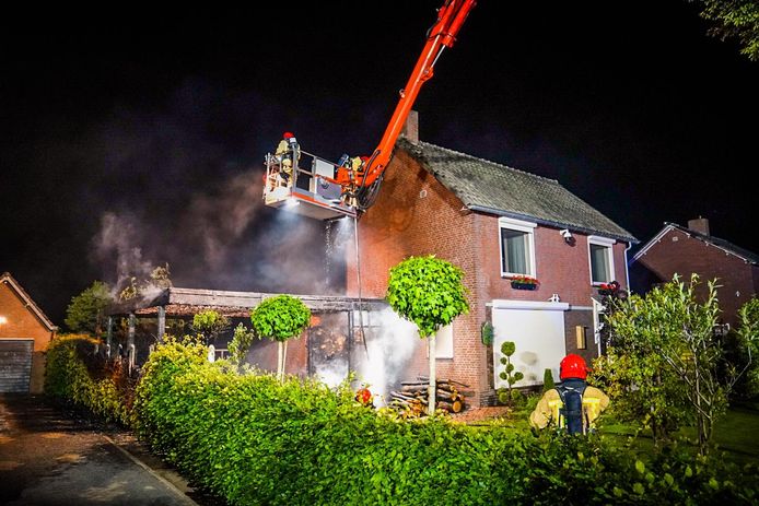 Woningbrand zorgt voor schade in Mariahout.