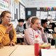 Nu de school voor gratis ontbijt zorgt, hebben de kinderen weer plezier in de klas
