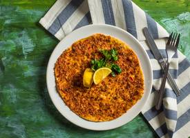 Zelf Turkse pizza maken? Dit zijn de lekkerste recepten voor lahmacun