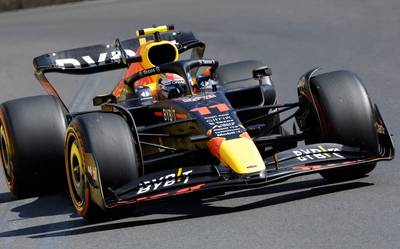 LIVE F1. Sergio Perez net voor kwalificaties snelste in derde oefensessie, Mercedes worstelt weer met stuiterende auto