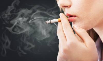 “Vergif bij elk trekje”: Canada plaatst waarschuwing op elke sigaret afzonderlijk
