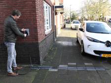 Tilburgers zonder oprit mogen speciaal gootje voor het opladen van elektrische auto uitproberen