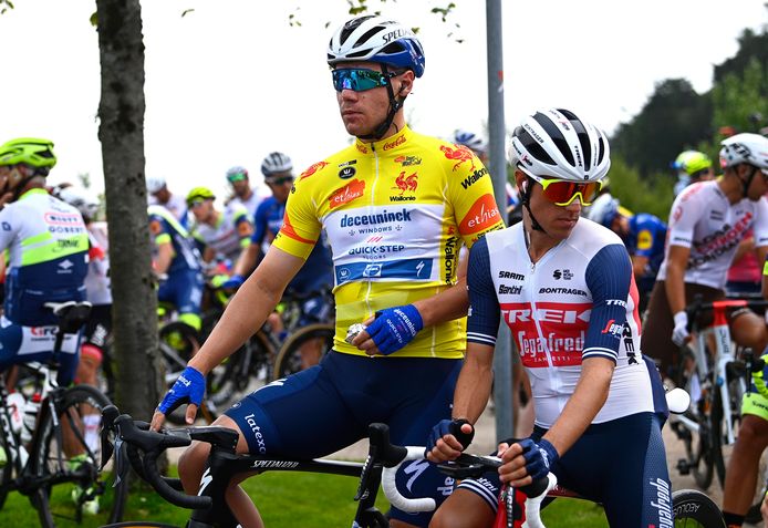 Un beau geste de Fabio Jakobsen et des coureurs du Tour de Wallonie.
