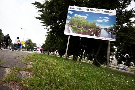 Aankondigingsbord van het Nieuwe Zandpad.