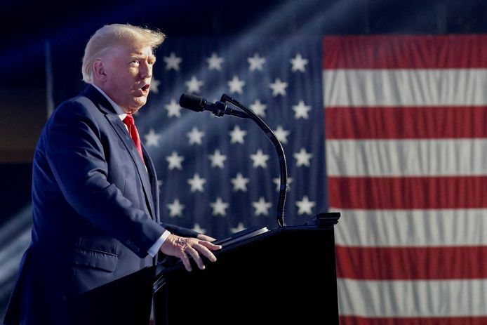 De voormalige president stak gisteren een twee uur durende speech af in Tampa, Florida.