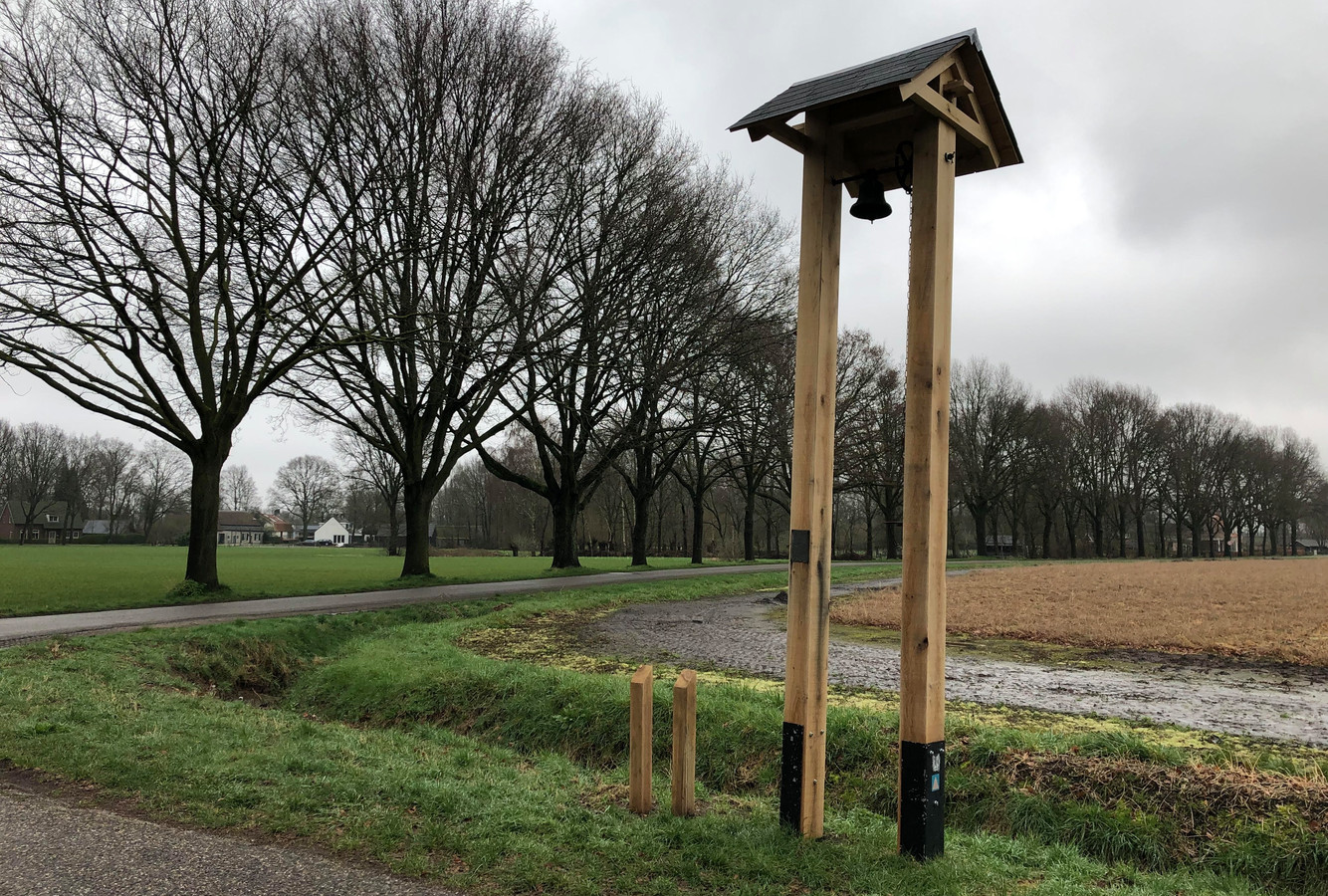 Het Sint Jobsklokje Luidt Weer Over De Velden Tussen Heeze En Leende Foto Adnl 6522