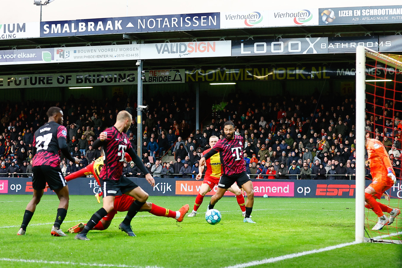 Go Ahead Eagles herrijst uit zelfgegraven graf: Sylla Sow voorkomt dat