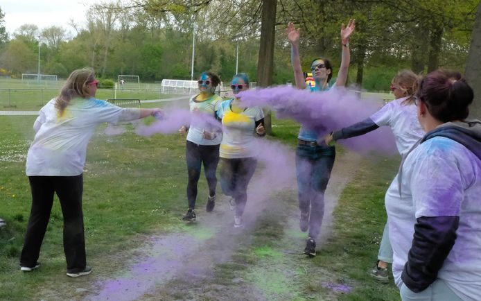 De eerste editie van de ‘colorrun’ in Bonheiden was meteen een schot in de roos