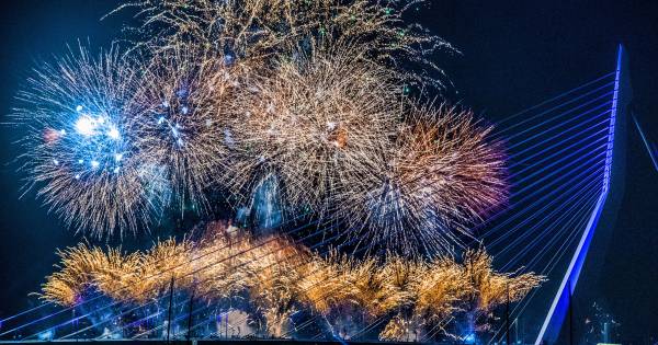 Nationale Vuurwerk Groter Dan Ooit Dit Jaar Ook Shows In Hoek Van Holland En Nesselande Rotterdam Pzc Nl