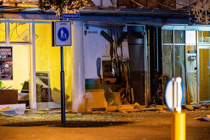 De politie vraagt getuigen om contact op te nemen.
