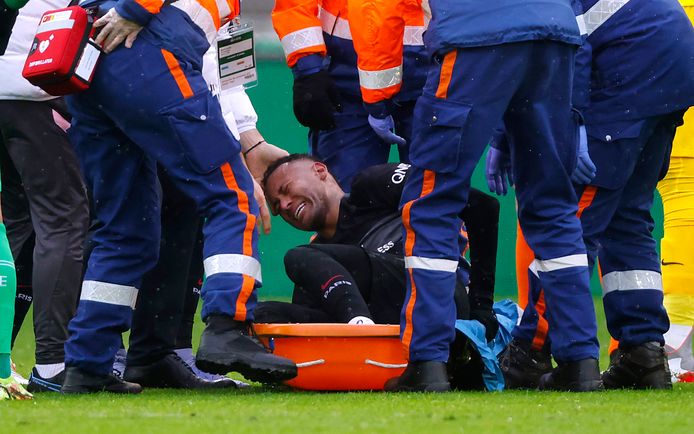 Neymar blessé dimanche à Saint-Etienne