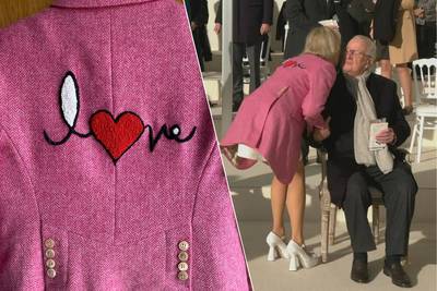 Short-skirted Princess Delphine makes a statement during mass celebration with the Pope: “Hope and love are not linked to one religion”