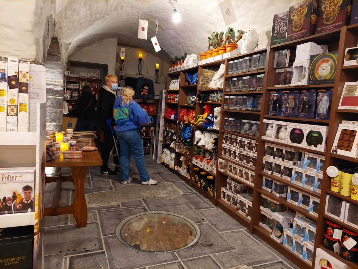 Alohomora! Harry Potterwinkel in Gent opent eindelijk de deuren Foto