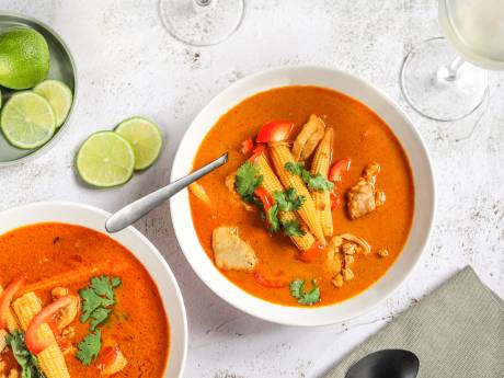 Wat Eten We Vandaag: Thaise soep met kip en groenten