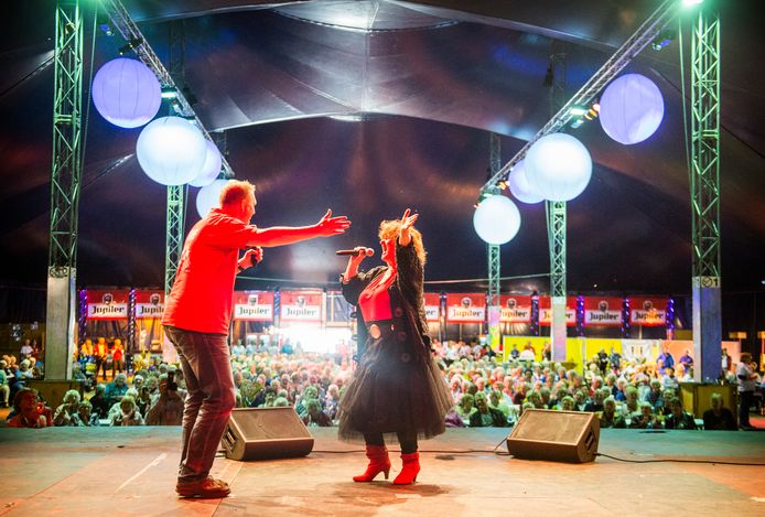 Dorpsfeest Hoogland in 2015, toen Imca Marina op bezoek kwam.