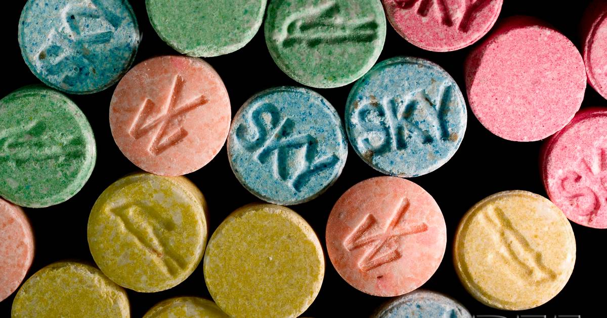 Onder invloed van cocaïne, MDMA, cannabis én betrapt op gsm'en achter het stuur: "Ik ben wel gestopt met m'n dagelijkse joint"