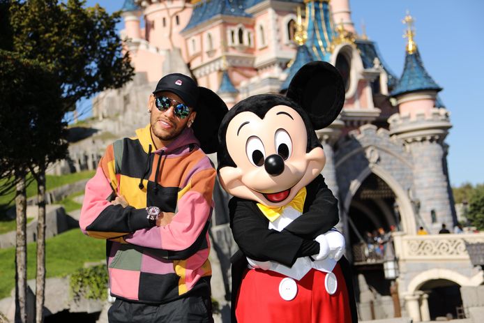 Celebs in Disneyland