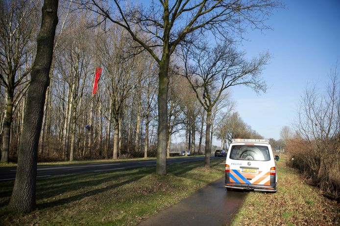 Bij het Sterrebos patrouillerende politie.