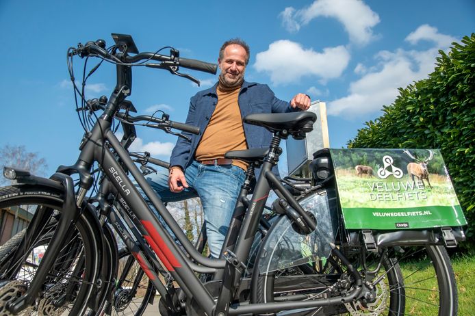 Erik Kroon is één van de vier toeristische ondernemers die begint met de Veluwe Deelfiets.