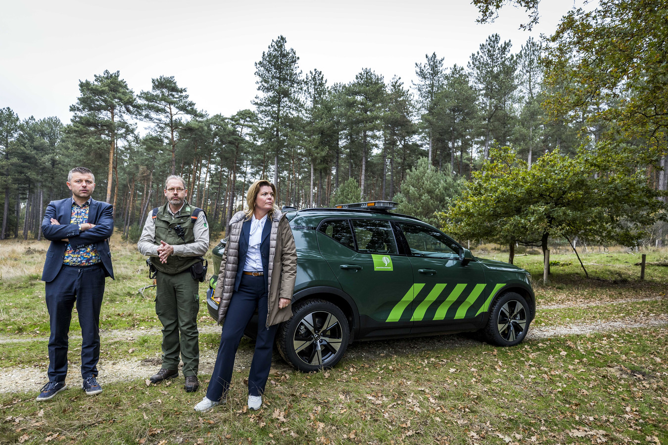 Minister Christianne van der Wal (Natuur en Stikstof) tijdens een bezoek aan Nationaal Park De Meinweg in Herkenbosch. De minister legde verschillende bezoeken af om over de stikstofproblematiek te praten.