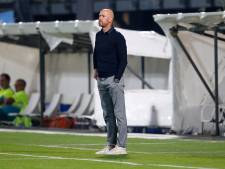Ten Hag kritisch op Ajax: ‘Het was onwennig en we leden veel onnodig balverlies’