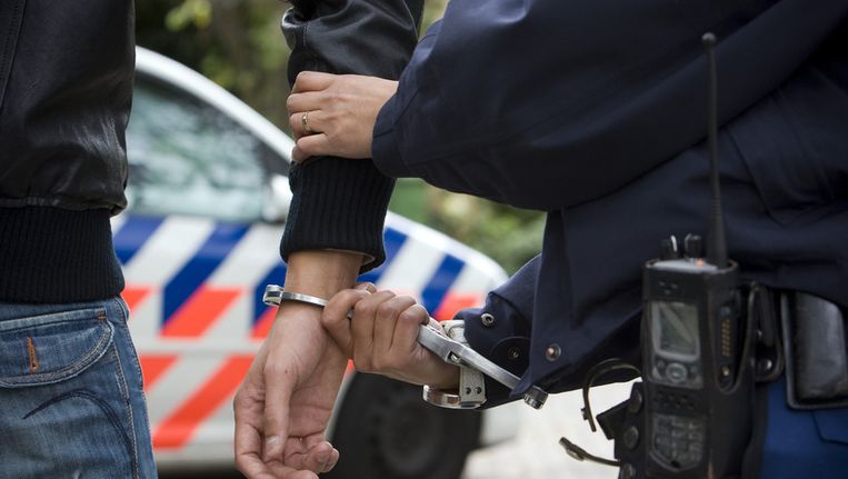 politie-focust-op-laatste-100-meest-gewelddadige-criminelen-de-volkskrant