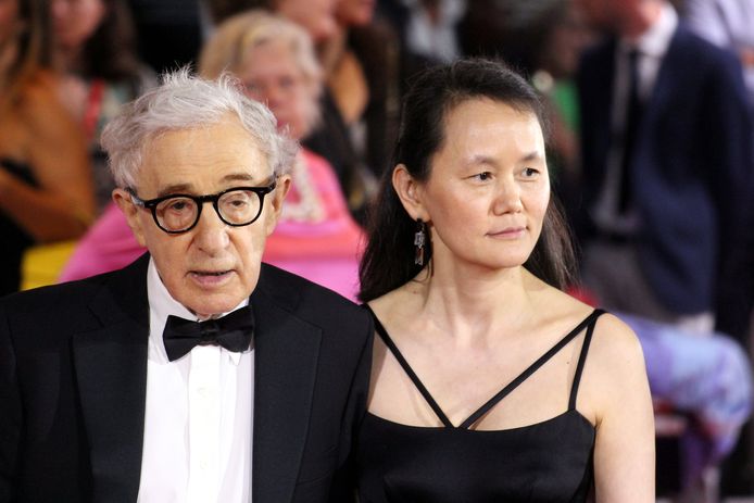 Woody Allen en zijn vrouw Soon-Yi Previn op het filmfestival van Venetië.