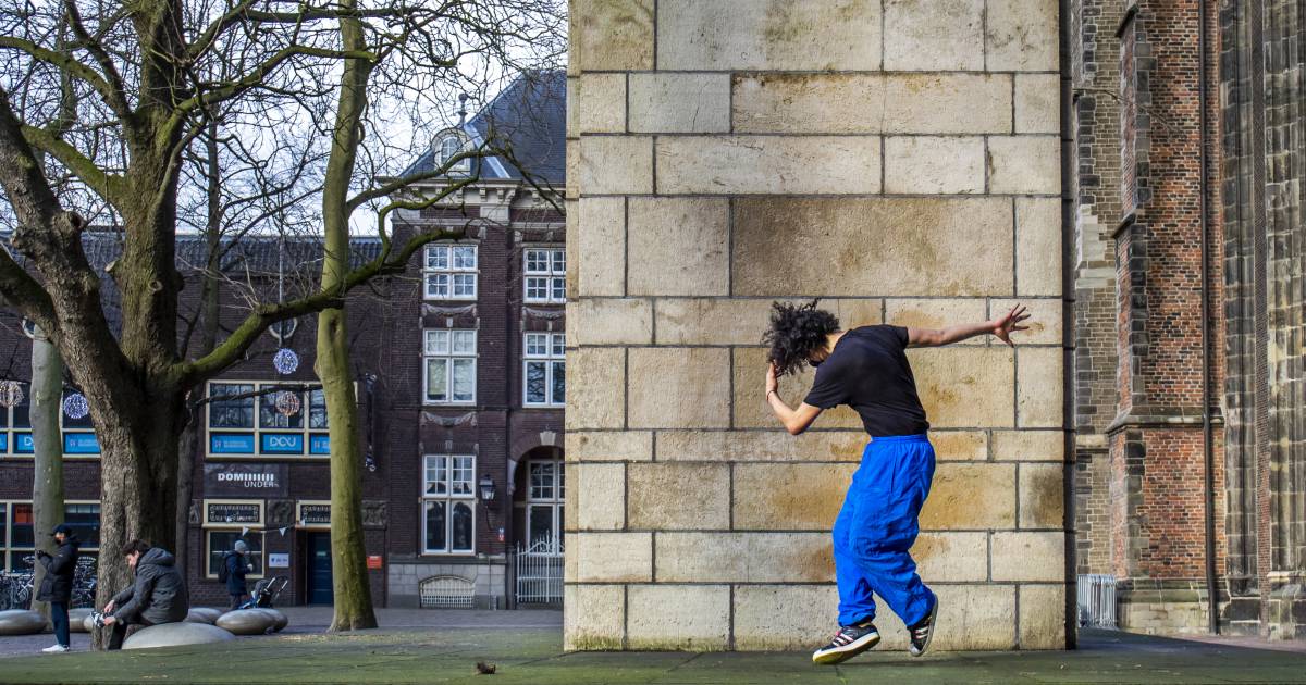alex 23 is blij dat hij nu in utrecht woont in de vs kon ik niet op straat dansen fotocolumn angeliek de jonge ad nl