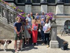 PVDA Gent en buurtbewoners dragen wensen voor Arsenaalsite over aan stadhuis: “We willen groen, geen blokken”