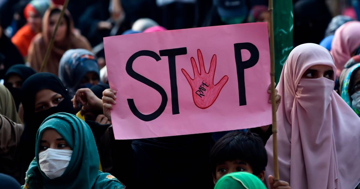 Crimes Et Faits Divers S Arrête Une petite fille de 2 ans violée et tuée, l’horreur au Pakistan | Faits