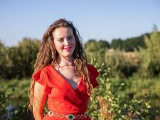 Amira weigert vlieg-excursie: ‘Ik wil laten zien dat er meerdere wegen naar Rome leiden’