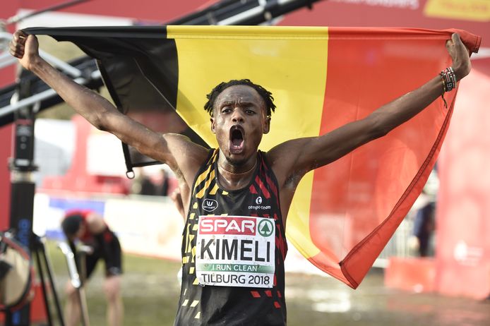 Een vreugdekreet bij Isaac Kimeli na zijn zilveren medaille in Tilburg.