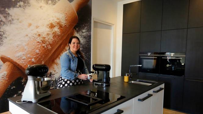 Annemieke woont op de kinderafdeling van de V&D: ‘Oud kassabord heb ik laten hangen’